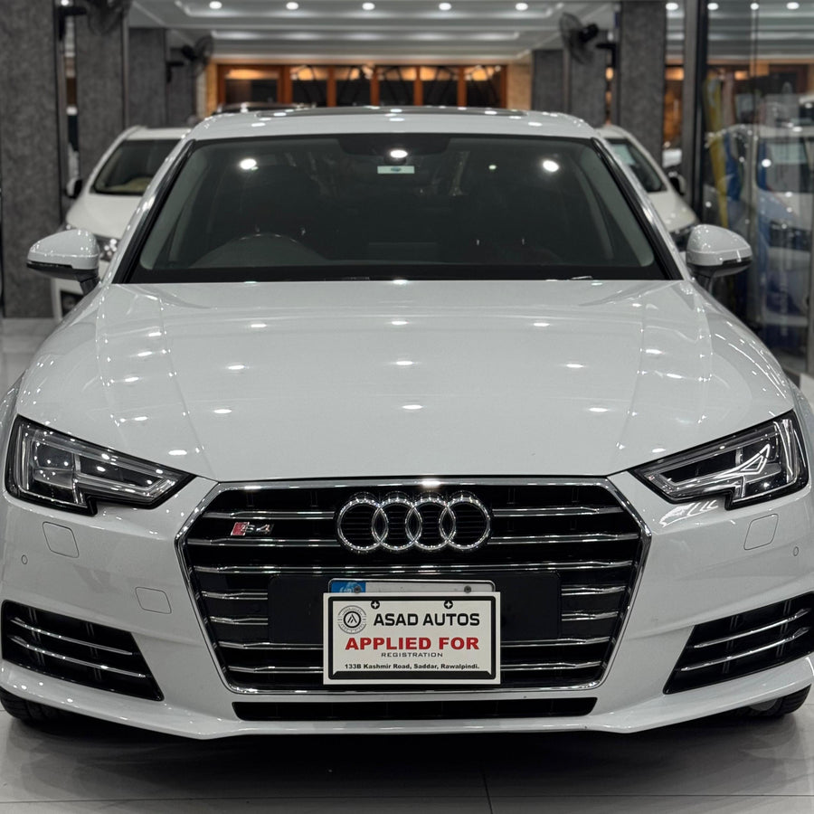 Audi A4 (2018) Elegance Meets Innovation