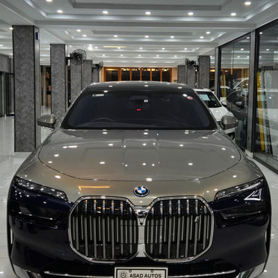 BMW i7 XDrive 60 (2022) Ultimate Electric Luxury with Theatre Screen & Upgraded Trim