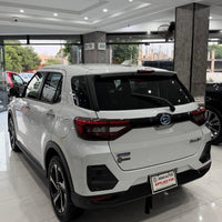 Daihatsu Rocky Hybrid (2021) Feature-Packed Japanese Hybrid SUV