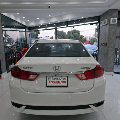 Honda City 1.5L Aspire CVT (2022) Premium Sedan with Low Mileage & Everyday Comfort