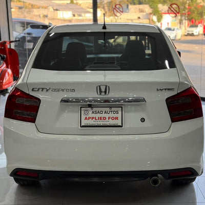 Honda City 1.5 Aspire (2017) Reliable Sedan with Smooth Driving Experience