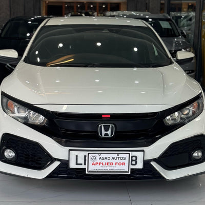 Honda Civic X (2018) Hatchback – Sporty Design with Everyday Practicality