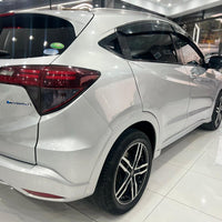 Honda Vezel (2014) Z Sensing - Top of the Line Variant