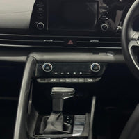 Hyundai Elantra Hybrid (2025) Smart Hybrid Efficiency with Premium Comfort
