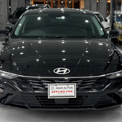 Hyundai Elantra Hybrid (2025) Smart Hybrid Efficiency with Premium Comfort