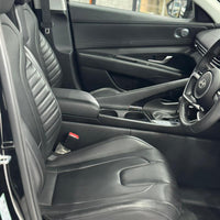 Hyundai Elantra Hybrid (2025) Smart Hybrid Efficiency with Premium Comfort