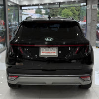 Hyundai Tucson Hybrid Signature (2025) Top-of-the-Line & Spotless