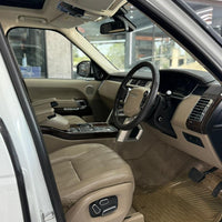 Land Rover Range Rover Vogue 5.0 Supercharged (2013) Ultra Luxury SUV with Exceptional Comfort & Power