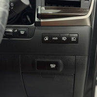 Toyota Lexus LX 570 (2019) Pearl White, Black Sequence