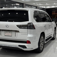 Toyota Lexus LX 570 (2019) Pearl White, Black Sequence
