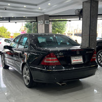 Mercedes Benz C-180 W203 (2006) Classic Avantgarde Sedan with Timeless Mercedes Luxury
