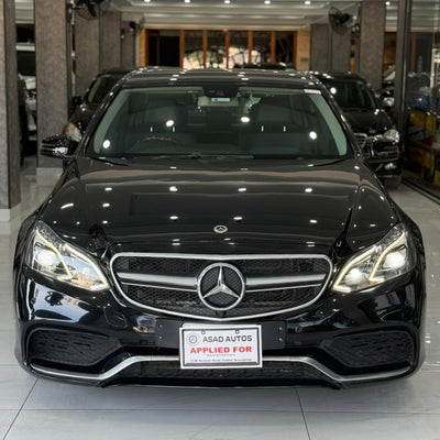 Mercedes Benz W212 E-200 (2009) Elegant Executive Sedan with Facelifted Look