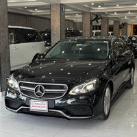 Mercedes Benz W212 E-200 (2009) Elegant Executive Sedan with Facelifted Look