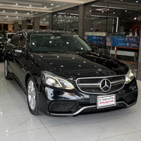 Mercedes Benz W212 E-200 (2009) Elegant Executive Sedan with Facelifted Look