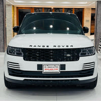 Range Rover Vogue P400e (2019) Premium Hybrid Power & British Luxury