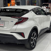 Toyota C-HR G LED (2019) Bold Design Meets Intelligent Hybrid Driving