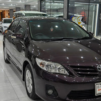 Toyota Corolla Altis (2013) – 1.6 SR, Rare Find, Top Variant