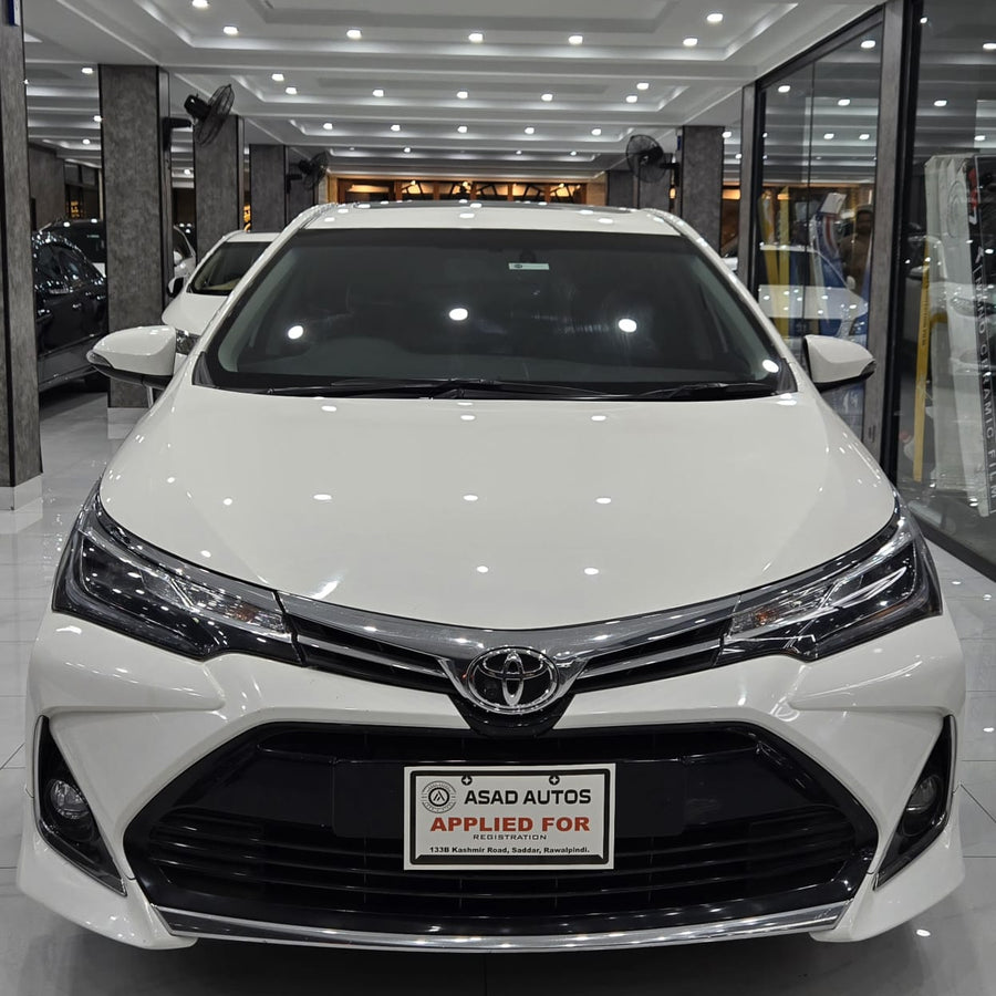 Toyota Corolla Altis Grande CVT (2023) Premium Comfort & Reliable Performance