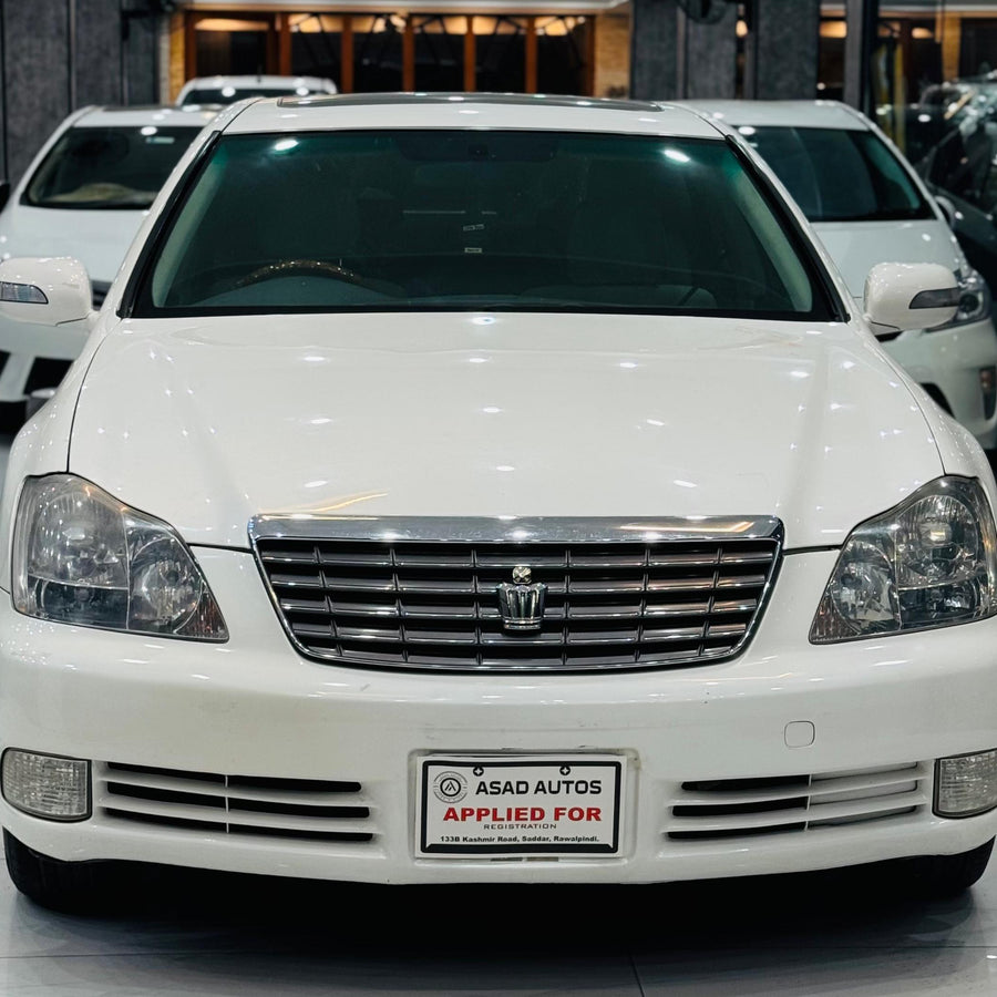 Toyota Crown Athlete (2006) 3000cc with Sunroof, One-of-a-Kind JDM Luxury