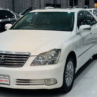 Toyota Crown Athlete (2006) 3000cc with Sunroof, One-of-a-Kind JDM Luxury