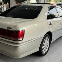 Toyota Crown Royal Saloon (2003) Premium Comfort & Timeless Luxury