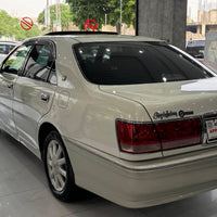 Toyota Crown Royal Saloon (2003) Premium Comfort & Timeless Luxury