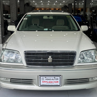 Toyota Crown Royal Saloon (2003) Premium Comfort & Timeless Luxury