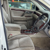 Toyota Crown Royal Saloon (2003) Premium Comfort & Timeless Luxury