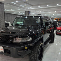 Toyota FJ Cruiser (2011) Iconic Design with Rugged Capability