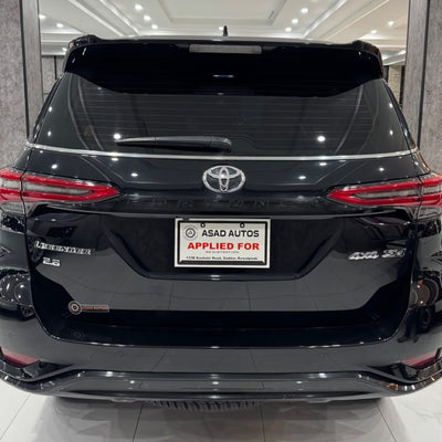 Toyota Fortuner 2.8 Legender (2022) Premium SUV with Bold Styling & Proven Performance