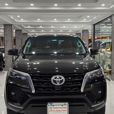Toyota Fortuner Sigma (2022) Top Variant, Islamabad Registered