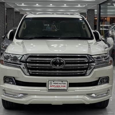 Toyota Land Cruiser AX G (2016) – S Grade Luxury & Off-Road Confidence