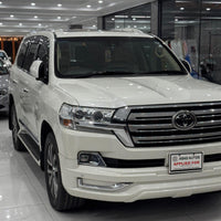 Toyota Land Cruiser AX G (2016) – S Grade Luxury & Off-Road Confidence