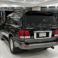 Toyota Land Cruiser Cygnus (2004) Luxury SUV with Legendary Performance