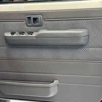 Toyota Land Cruiser Funky (2007) 4.0L Manual Power in Original Condition
