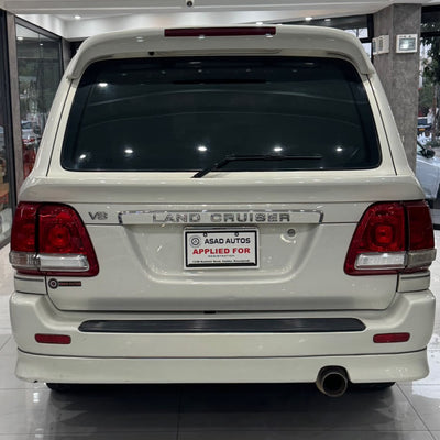Toyota Land Cruiser Grand (1998) Classic V8 Luxury SUV with Collector Appeal