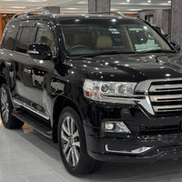 Toyota Land Cruiser ZX (2016) Power, Luxury, and Prestige