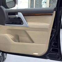 Toyota Land Cruiser ZX (2016) Power, Luxury, and Prestige