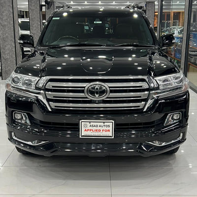 Toyota Land Cruiser ZX (2018) Premium SUV with Power, Comfort & Advanced Features