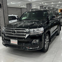 Toyota Land Cruiser ZX (2018) Premium SUV with Power, Comfort & Advanced Features