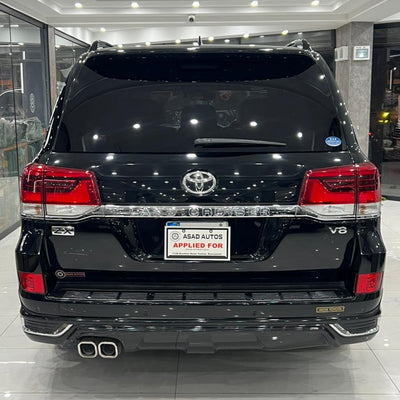 Toyota Land Cruiser ZX (2018) Premium SUV with Power, Comfort & Advanced Features