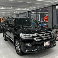 Toyota Land Cruiser ZX (2018) Premium SUV with Power, Comfort & Advanced Features
