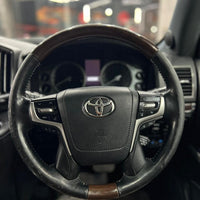 Toyota Land Cruiser ZX (2018) Premium SUV with Power, Comfort & Advanced Features