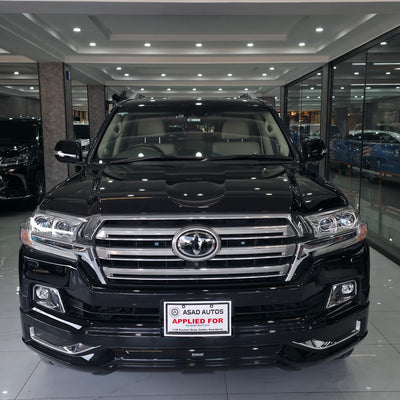 Toyota Land Cruiser ZX (2020) Ultimate Luxury, Power & Iconic Road Presence