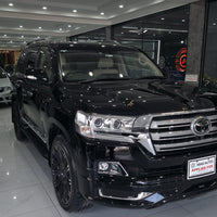 Toyota Land Cruiser ZX (2020) Ultimate Luxury, Power & Iconic Road Presence