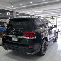 Toyota Land Cruiser ZX (2020) Ultimate Luxury, Power & Iconic Road Presence