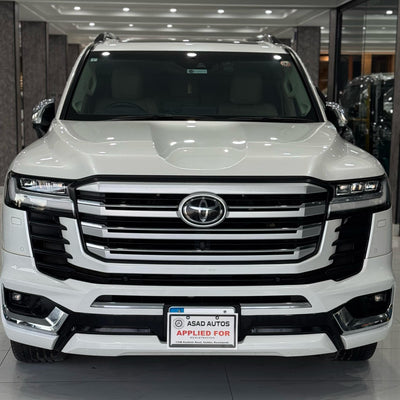 Toyota Land Cruiser ZX (2022) LC 300, The Ultimate Luxury SUV