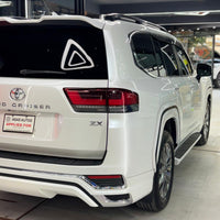 Toyota Land Cruiser ZX LC 300 (2022) The Ultimate Full-Size Luxury SUV