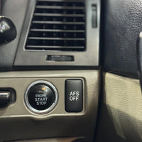 Toyota Mark X 2.5 G (2005) Luxury, Power & Timeless Drive Experience