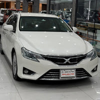 Toyota Mark X 2.5 Premium (2011) Premium Features & Pearl White